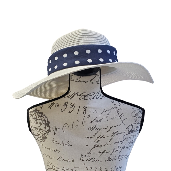 NWT Time And TRU Women's  Bundle Floppy Hat & Polka Dot Bandana - Picture 12 of 16